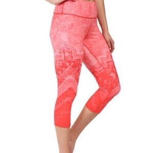 Alo Yoga Women's Airbrush Capri Legging